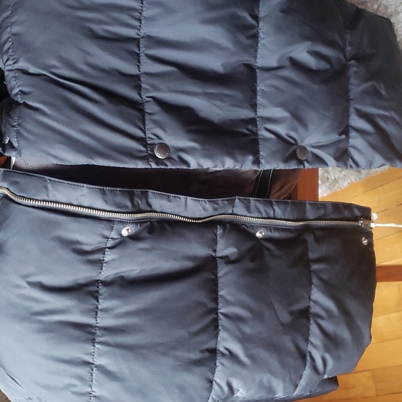 GAP puffer coat - Picture 2 of 6